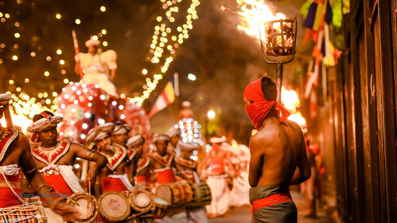 Kandy Esala Perahera - 11. päev (Piletid ja istmed)