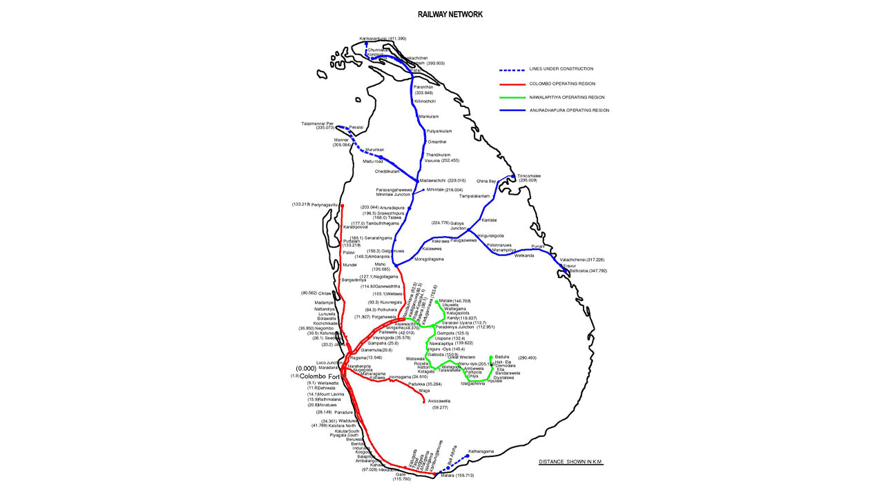 Badulla to Kandy train ride on (Train No: 1016 "Udarata Menike")