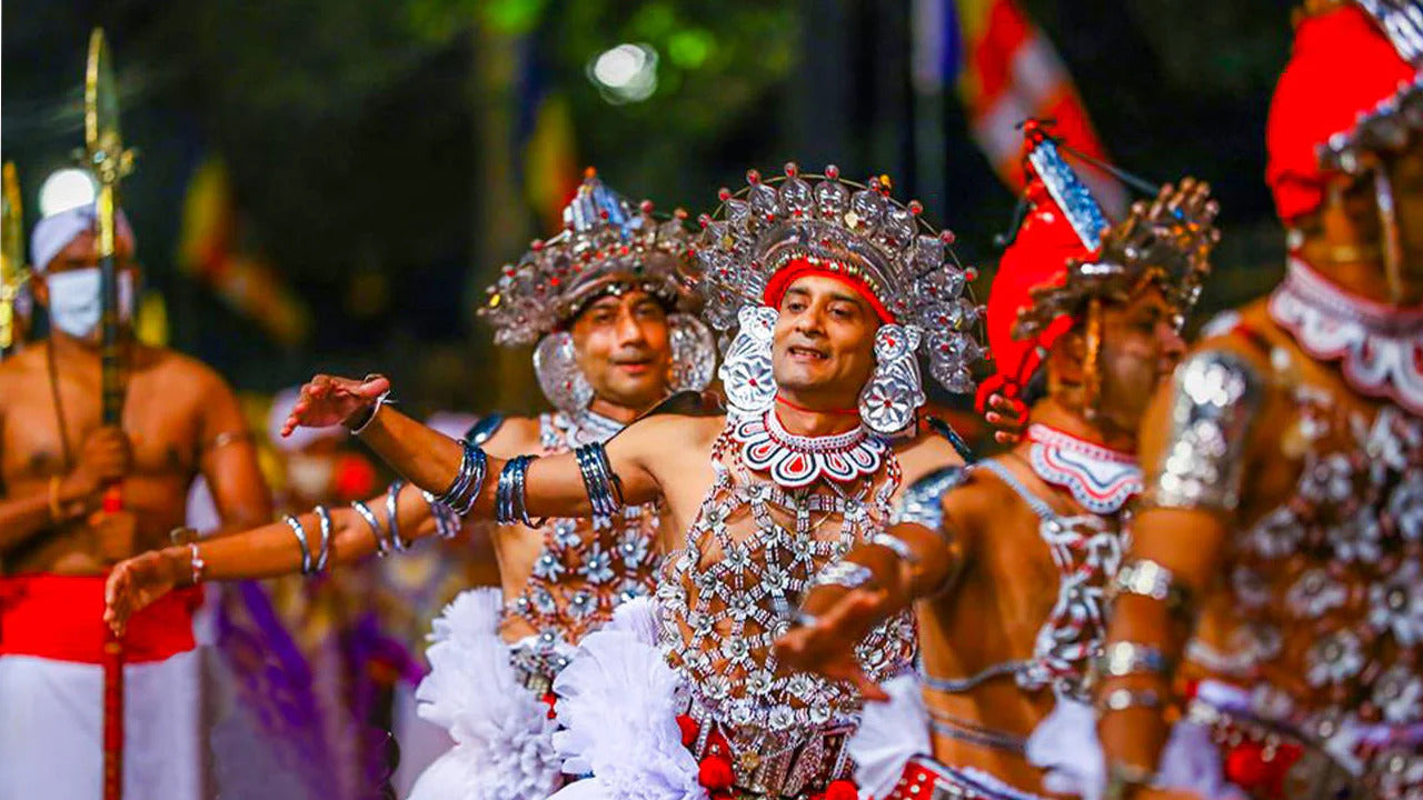 Kandy Esala Perahera - 11. päev (Piletid ja istmed)