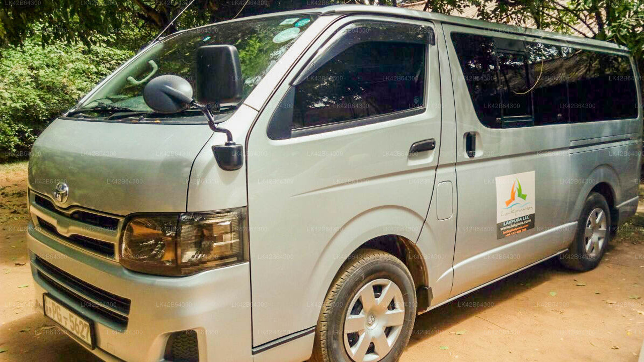 Pasikuda City to Kandy City Private Transfer