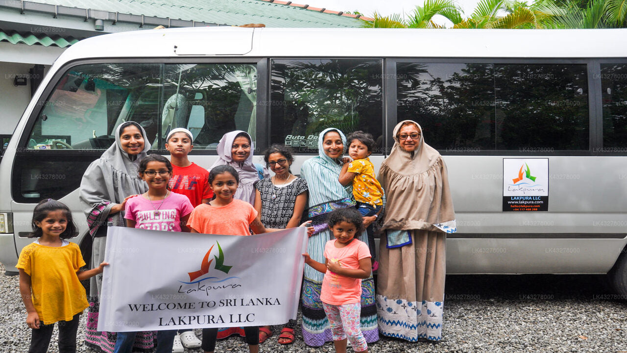 Transfer between Colombo Airport (CMB) and Sigiri Choona Lodge, Sigiriya