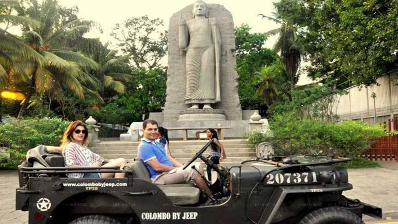 Colombo linnaekskursioon sõja jeep
