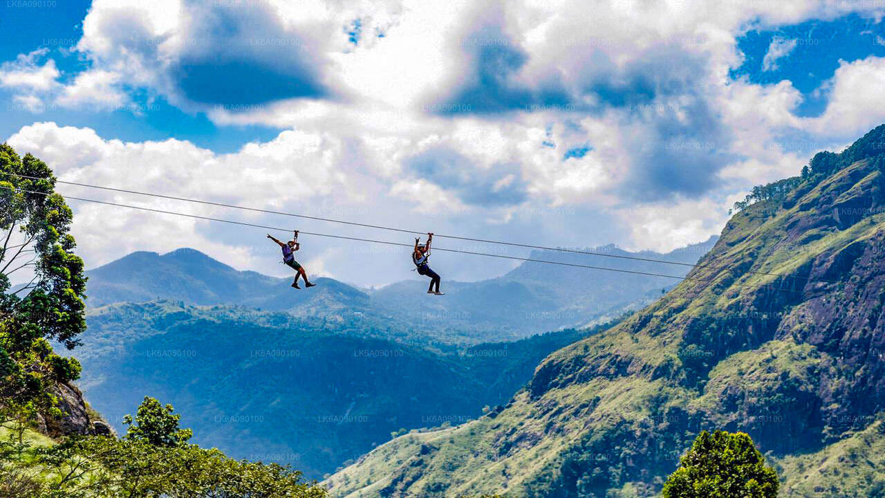 Flying Ravana Mega Zipline alates Ella