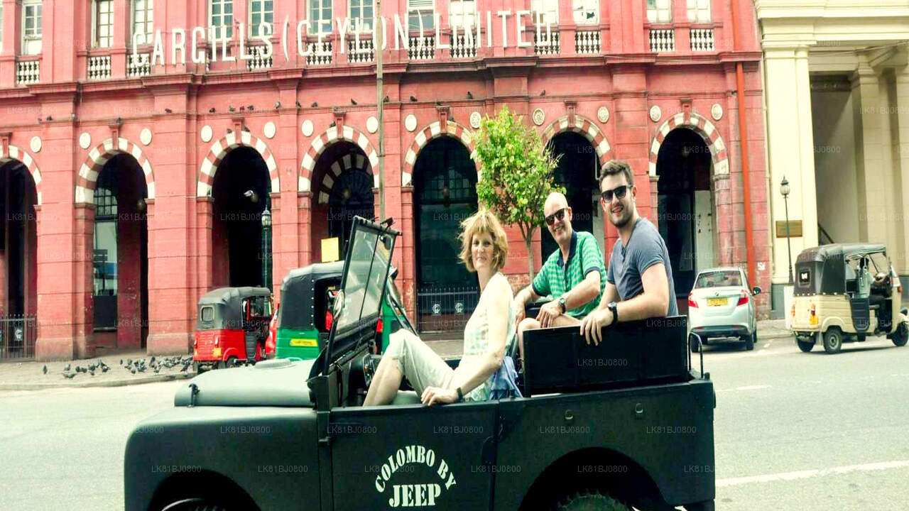 Colombo City Tour sõja Jeep Colombo sadamast